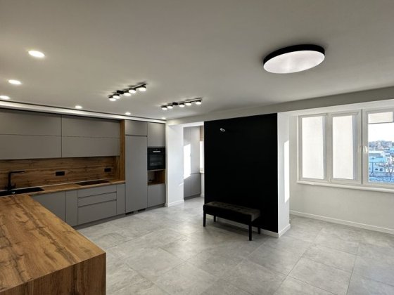 Продам дворівневу квартиру в новому будинку на мікрорайоні Кам'янець-Подільський