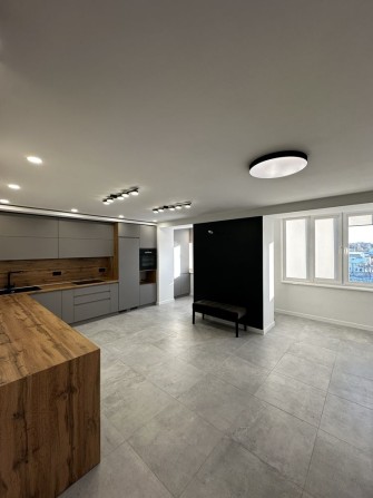 Продам дворівневу квартиру в новому будинку на мікрорайоні - фото 1