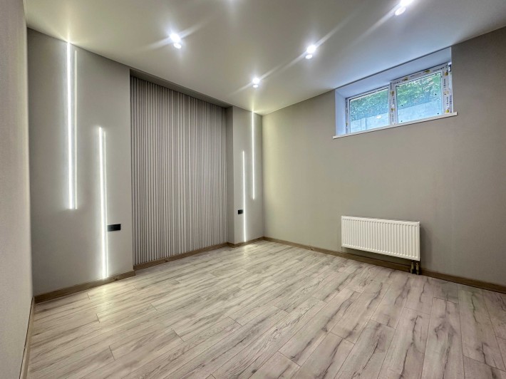 Продам 2к квартиру з новим ремонтом, оформлення 2% - фото 1