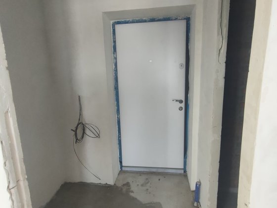 Квартира біля парку, євро двокімнатна під ремонт Гостомель