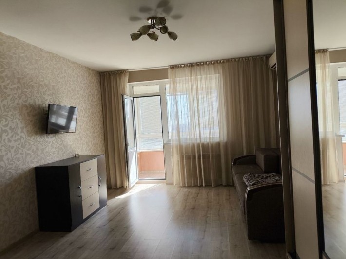 Продается 1 ком квартира вид моря - фото 1