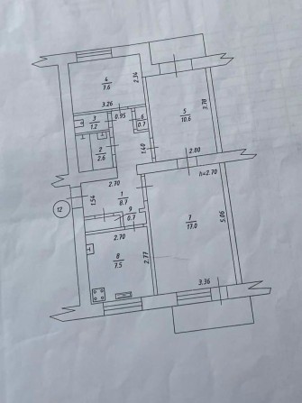 Продам трикімнатну кімнату в центрі міста - фото 1