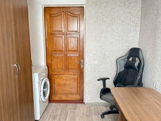 В продаже недорого коммуна в центре в хорошем состоянии Черноморск