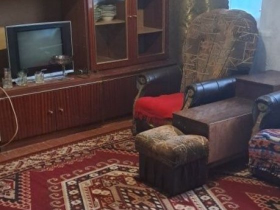 Продається комунальна квартира в районі Порт Конотоп