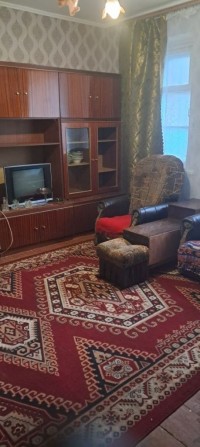 Продається комунальна квартира в районі Порт - фото 1