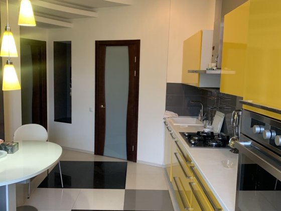 Продажа квартиры в Монолите 150м,цена 160т$ Чорноморськ