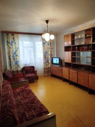 Продаю двокімнатну квартиру - фото 1