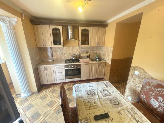 Квартира 2 кімнати , 3 поверх, Цегла, Росвигово, Гойди Юрія Мукачеве