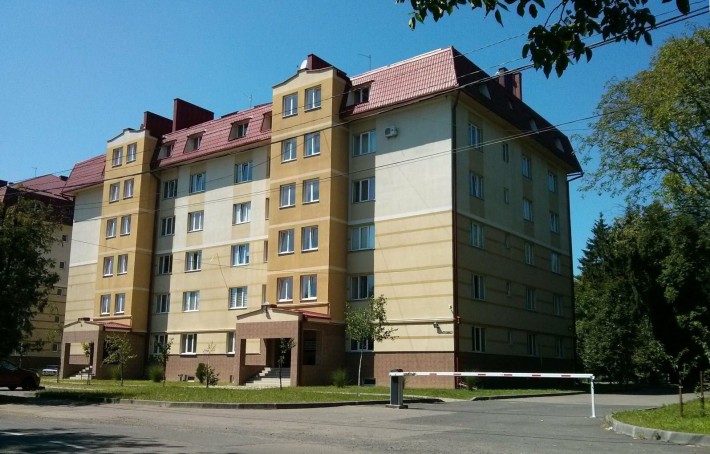 Продаж просторої 2-к квартири 120 м2 в новобудові біля парку - фото 1