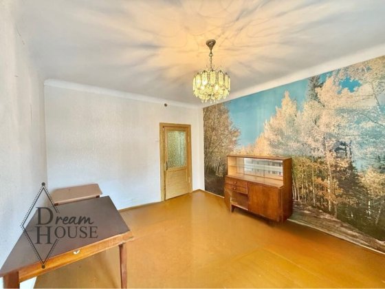 Продаж 3 кімнатної квартири Нововолынск