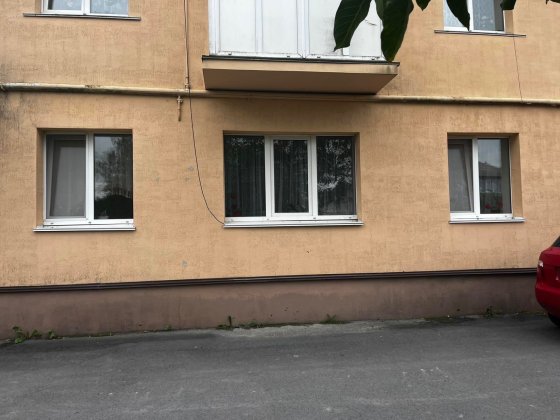 Продам квартиру 2-х кімнатну Звягель