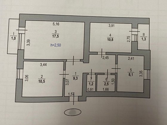Продається трьохкімнатна квартира Новоднестровск