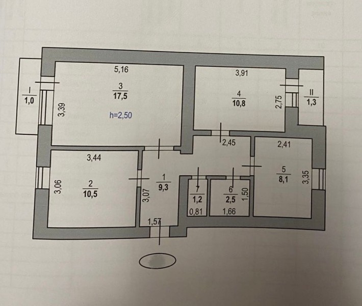 Продається трьохкімнатна квартира - фото 1