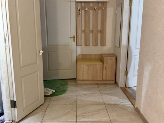 Продаж однокімнатноі квартири .Район магазинуАврора. Очаків