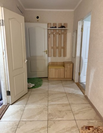 Продаж однокімнатноі квартири .Район магазинуАврора. - фото 1