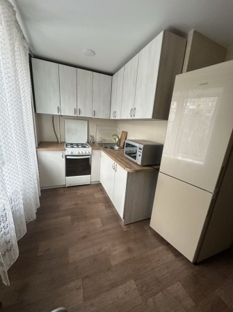 Продам 1 комнатную чешку в центре города. - фото 1