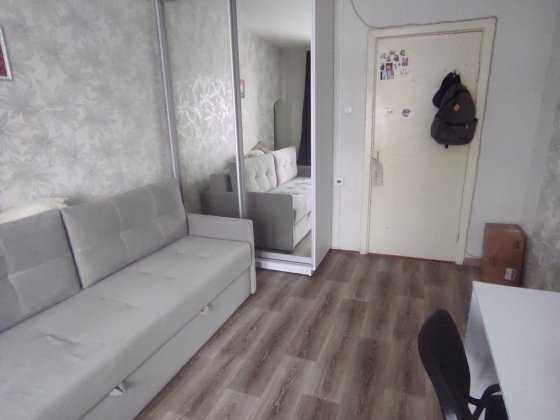 Продам квартиру на ПЗТО Павлоград