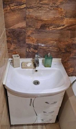 Продам 2-комнатную квартиру Центр - фото 1