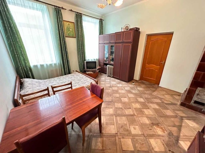 Продаж 1 к квартири в центрі міста - фото 1