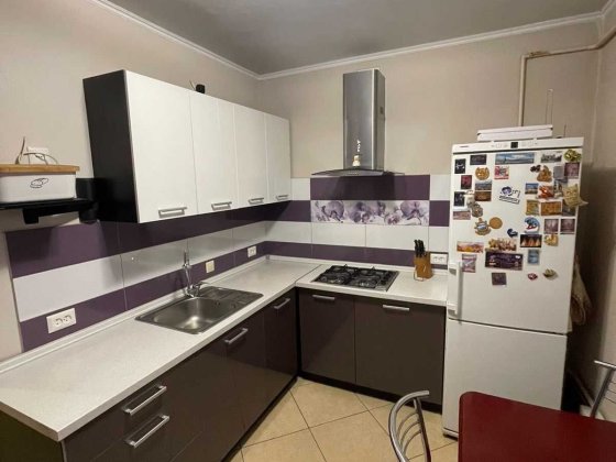 Продается двухуровневая 3-комнатная квартира в центре города.