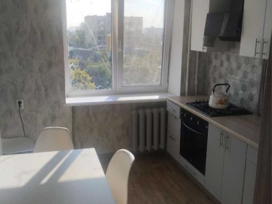 Продам 3-комнтаную квартиру Центр Славянск