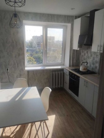 Продам 3-комнтаную квартиру Центр - фото 1