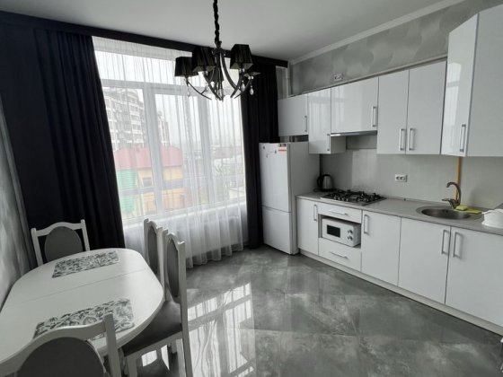 Продам простору 2-кімнатну квартиру з ремонтом у м.Трускавець Трускавець