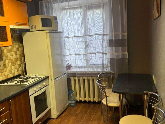 Продам 2-комнатную квартиру Центр Слов'янськ