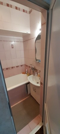 Торг! 2к цегла не кутова Мінімальне оформлення. Вікна м/п 15633 - фото 1