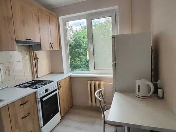 Продам 2кімнатну в центрі Хмельницкий