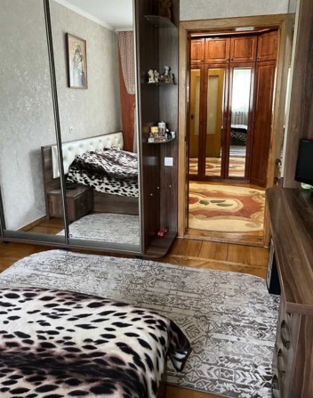 Продам 2к квартиру+ вітальня,Озерна - фото 1