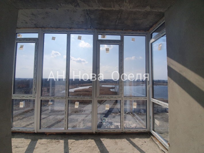 Квартира у новобудові з гарним краєвидом - фото 1