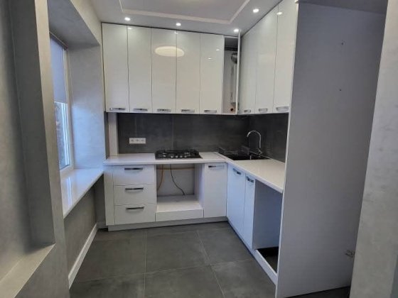 Продаж 2 кімнатної на 2 поверсі Шептицкий