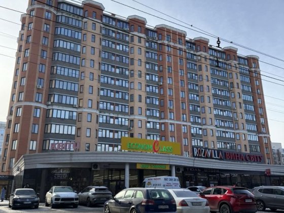 Продам квартиру 3-к кв зарічанська ЖК Віденський Хмельницький