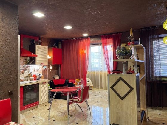 Унікальна велика 1к з краєвидом на зелену зону. Мінімальне оформ.42055 Хмельницкий