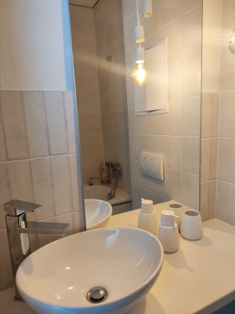 Продаж 1 кім район 8-9 школи - фото 1