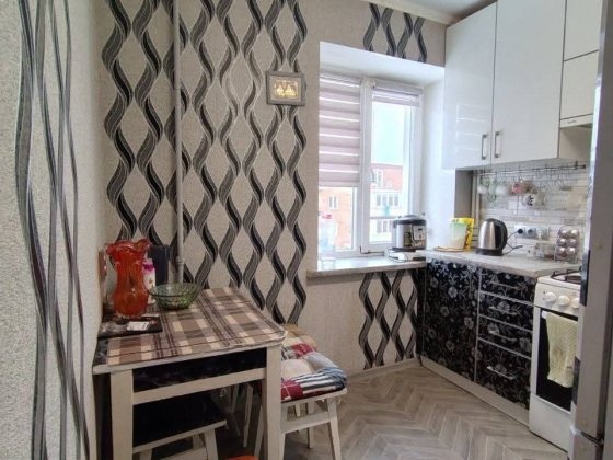 Продам двокімнатну квартиру по вул.Грінченка Шептицький