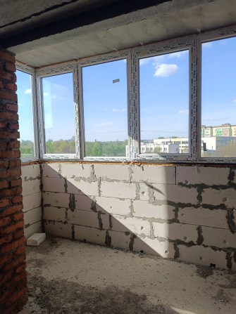 Простора 2к діє переуступка +в ціну входить паркомісце! Не кутова18253 - фото 1