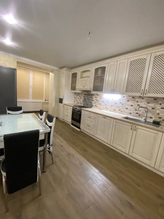 Велика 1к з хорошим ремомонтом, є тепла підлога, 2 великі лоджії 40074 - фото 1