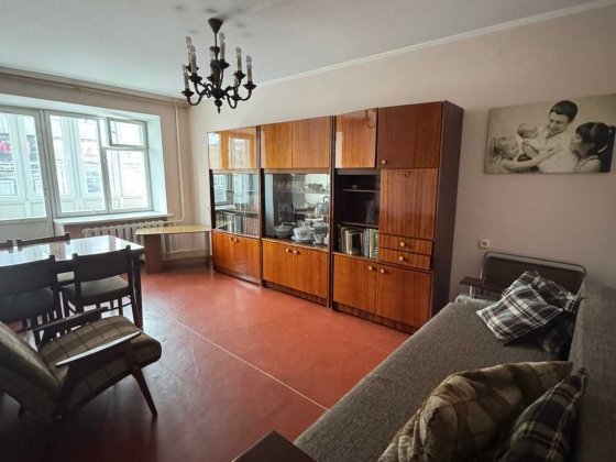 Продаж 2 К. Центр Хмельницкий