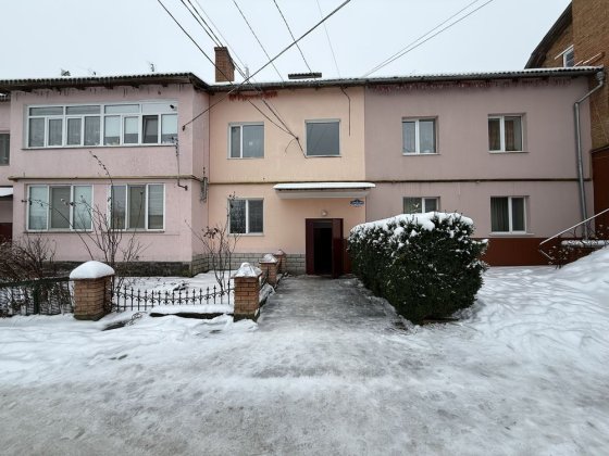 Продаж 2 кімнатної квартири Березина