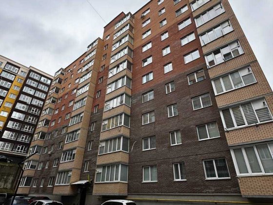 Продаж 2 к. Озерна Хмельницкий