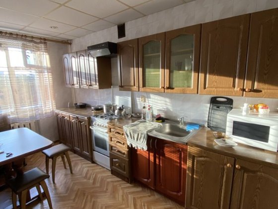 Продаж 3 К. Виставка Хмельницкий