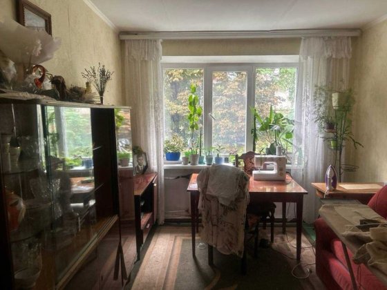 3к в цеглі Виставка, двостороння кімнати роздільні. Оформлення 2%40670 Хмельницький