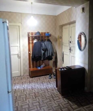 Продається 1/2 трикімнатної квартири район Дубово - фото 1