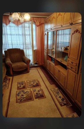 Продаж 2-кімнатної квартири з балконом та гаражем - фото 1