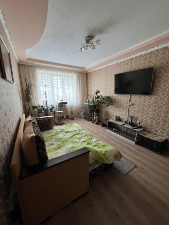 Продам 2ккв Озерна-Дана.Панель.Капітальний ремонт.Частк.меблі техніка. - фото 1