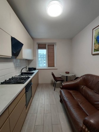 Квартира з меблями і технікою | - фото 1