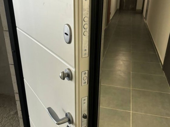 Власник . Продам квартиру площею 46 м². ЖК Дніпровська Брама2 Слобожанське