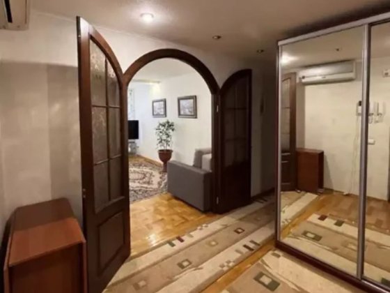 Продаж 3-кімнатної квартири Євідновлення Степне